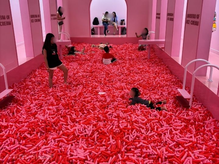 ミュージアムオブアイスクリームのプール