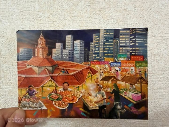 イップ・ユー・チョンさんの壁画がデザインされたポストカード