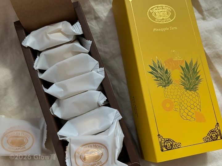 ラッフルズのパイナップルタルトの箱